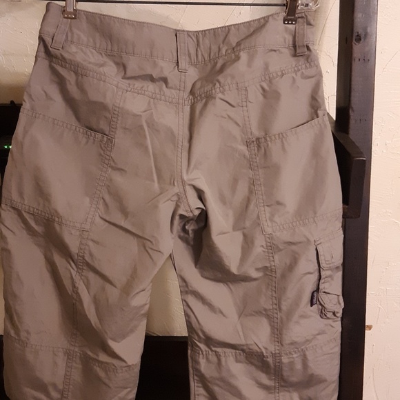 Shorts - Picture 3 of 3